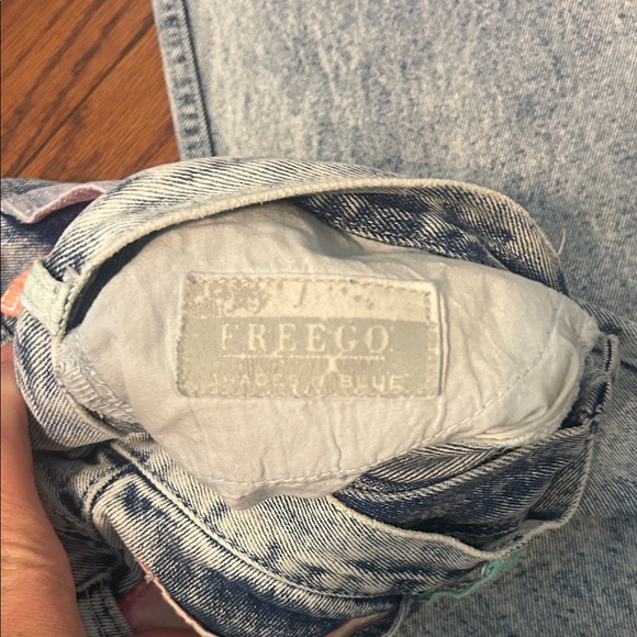 Vintage Freego Acid Wash Jeans. 9/10 but smaller. Light spots shown in pics - Picture 9 of 10